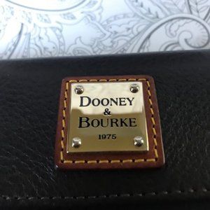 Dooney & Bourke Pebble Continental Clutch Wallet